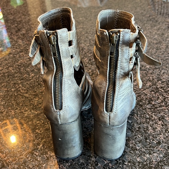 Freebird Jude Size 9 in Silver/ Grey - Picture 6 of 6